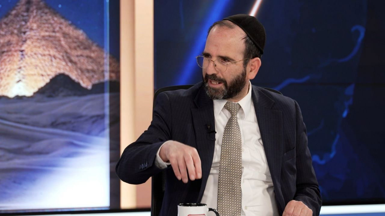 הרב אליהו פנחסי בתוכנית "שואלין ודורשין"