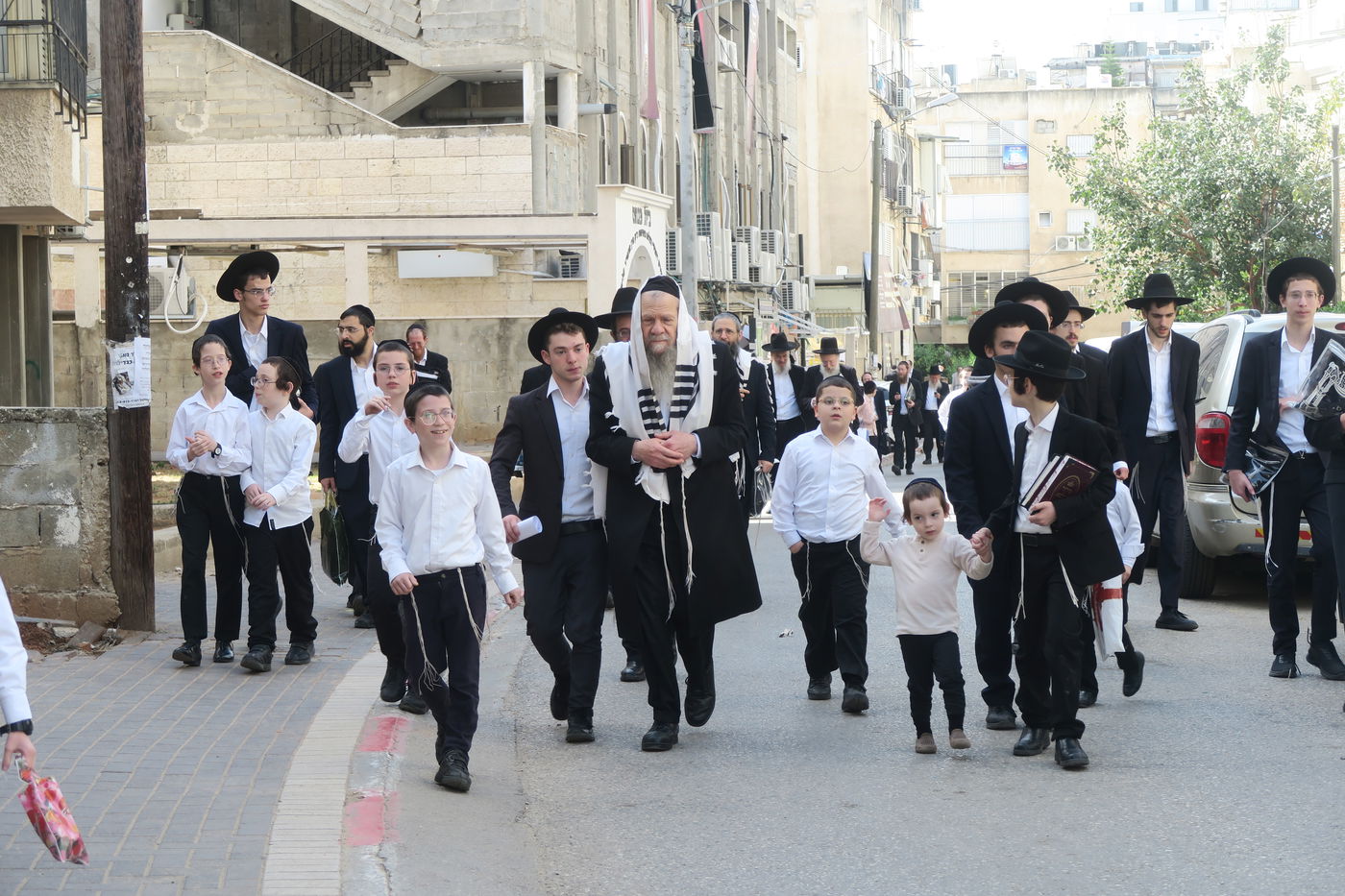 הגרמ"ש אדלשטיין בברכת האילנות 