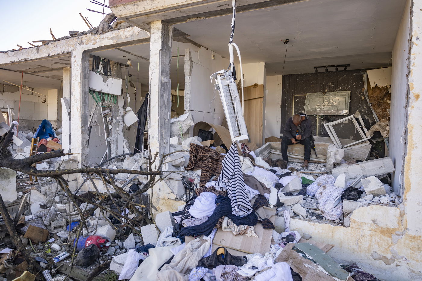 זירת הפגיעה בדימונה, הבוקר