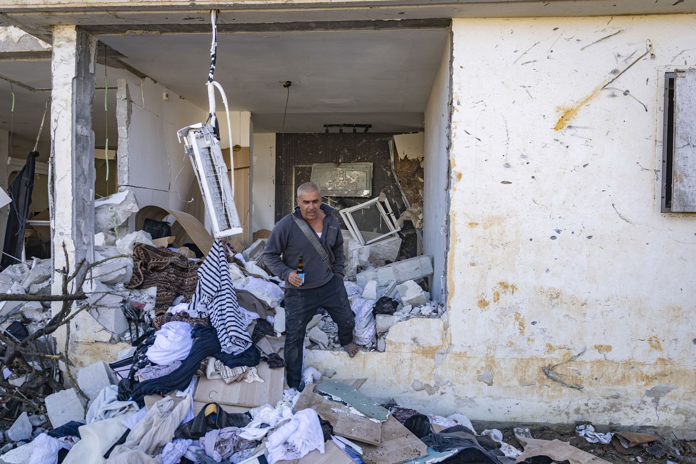 זירת הפגיעה בדימונה, הבוקר