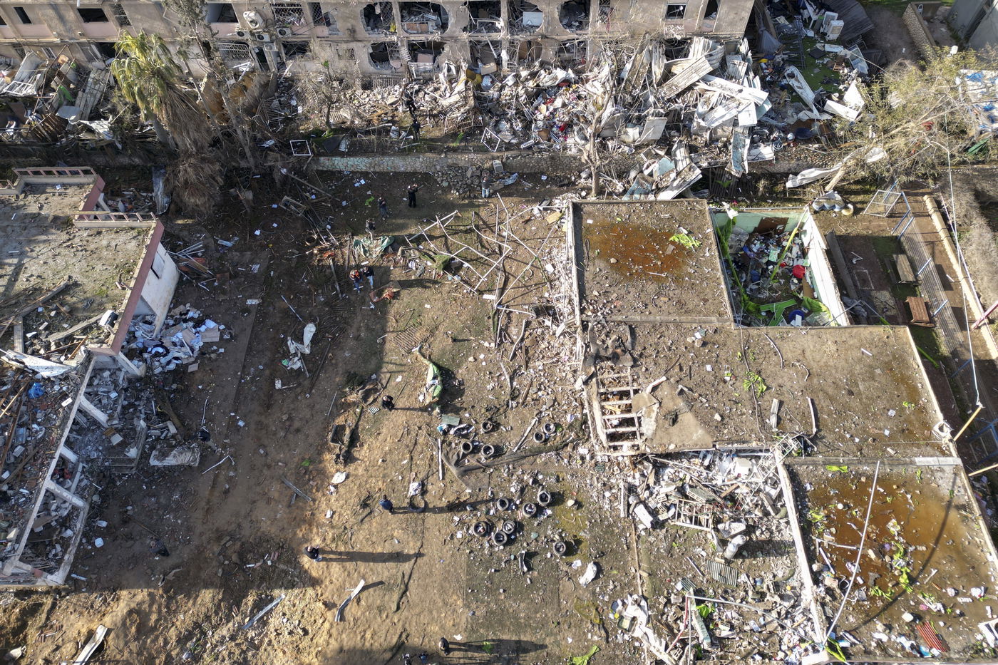 זירת הפגיעה בדימונה, הבוקר