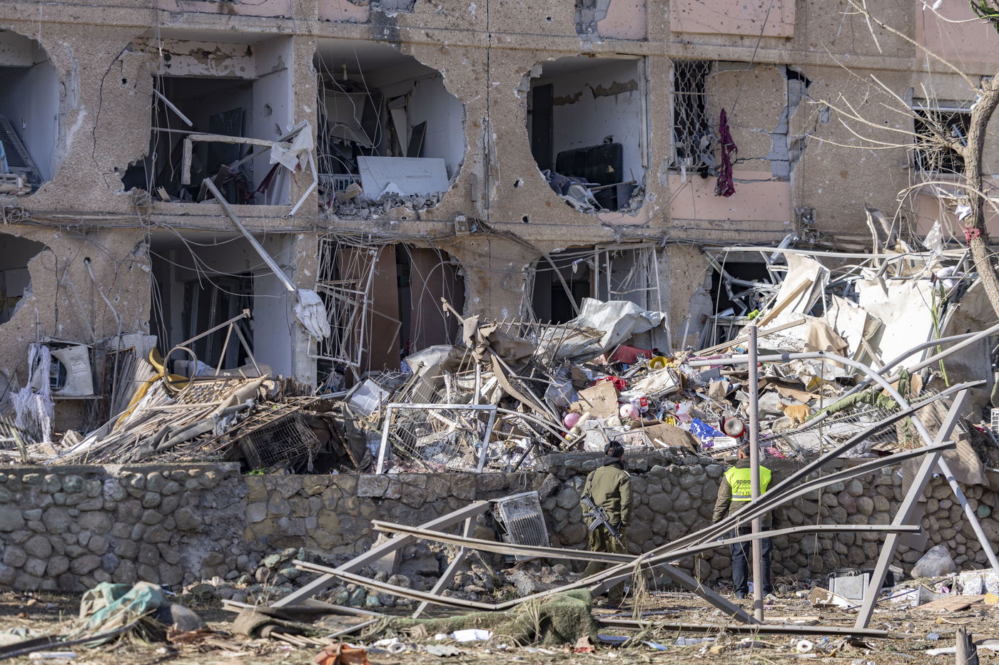 זירת הפגיעה בדימונה, הבוקר