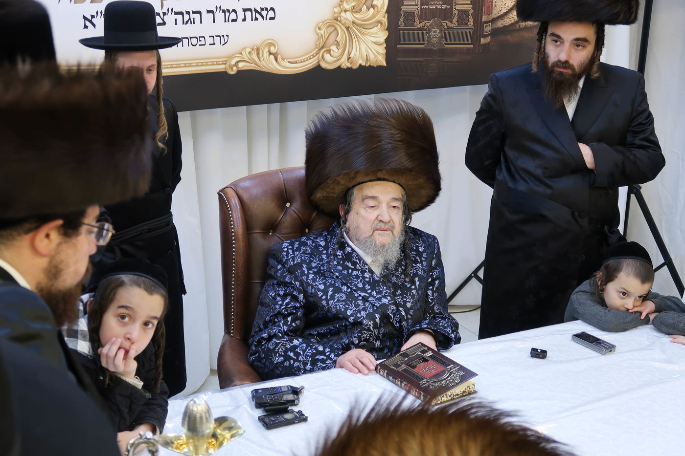 מסיבת הלחיים אצל הגרי"מ שכטר