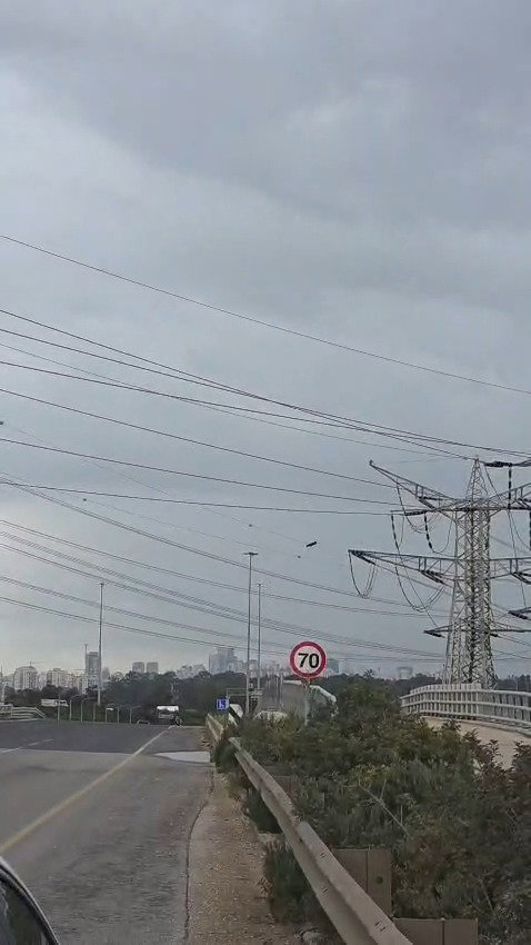 נפילת רסיס בכביש 5