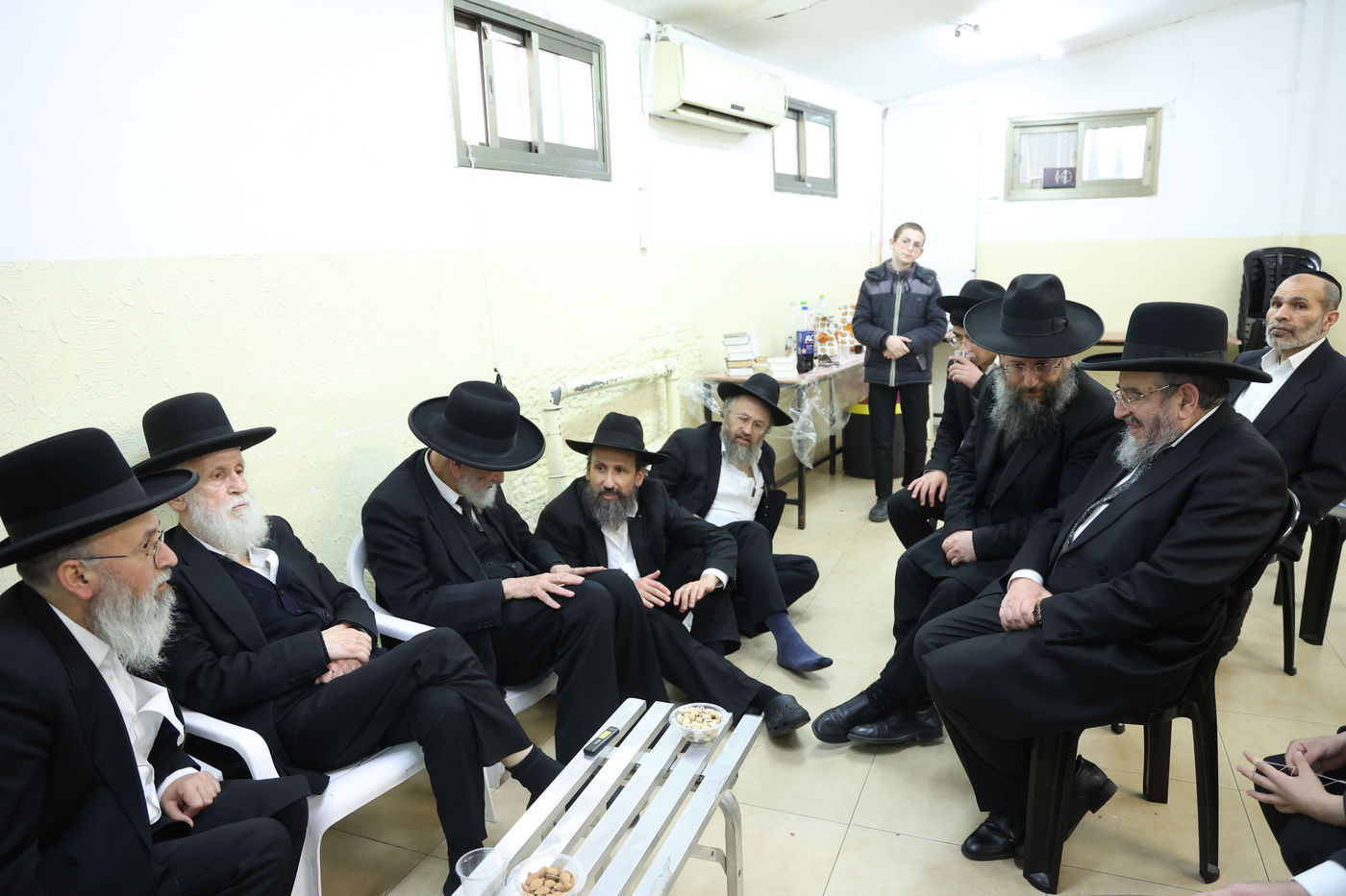 ניחום אבלים אצל הגאון רבי אליהו טופיק