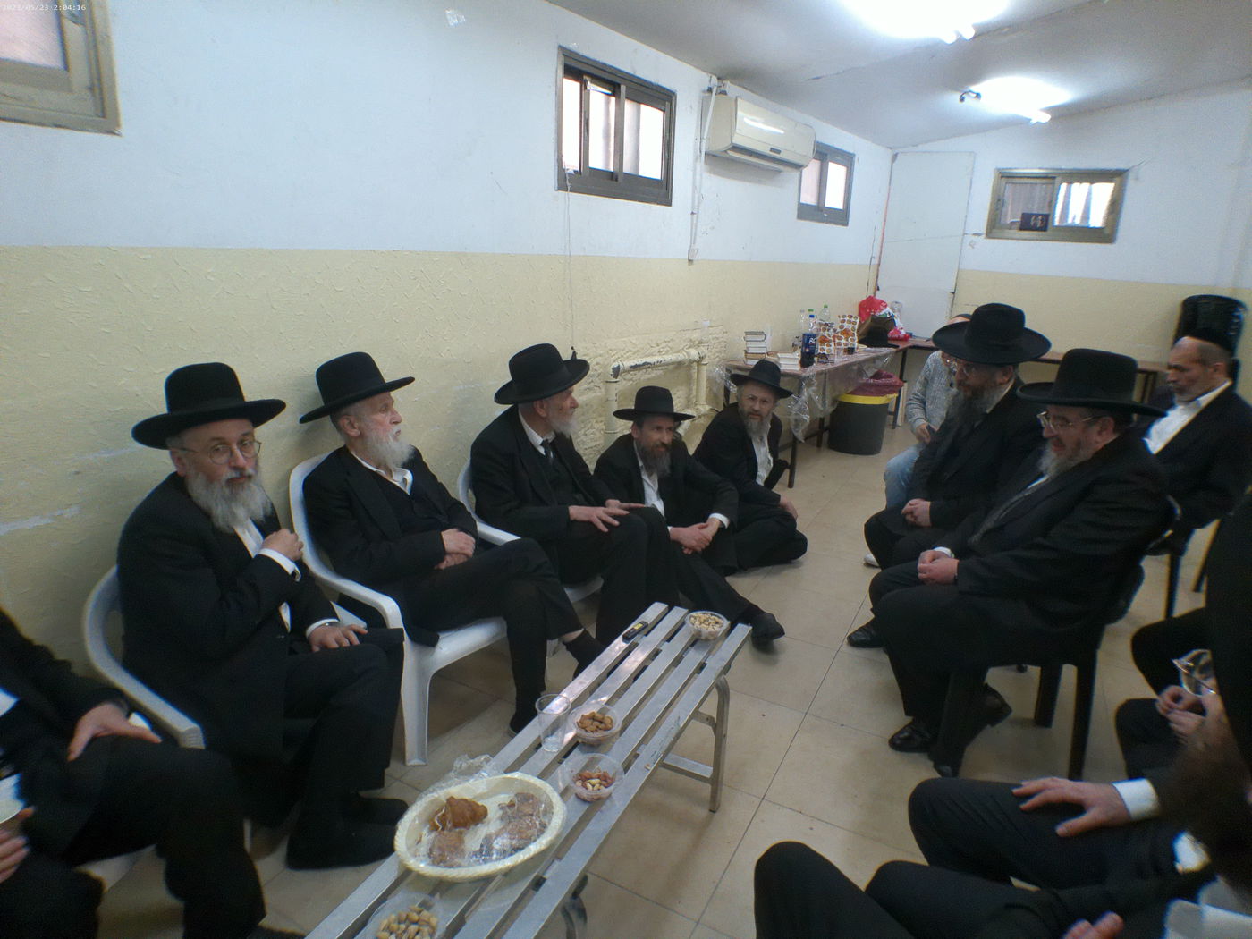 ניחום אבלים אצל הגאון רבי אליהו טופיק