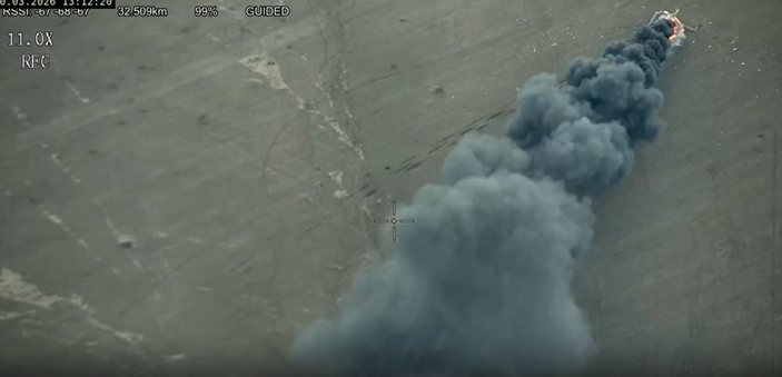 המסוק צולל לאחר הפגיעה