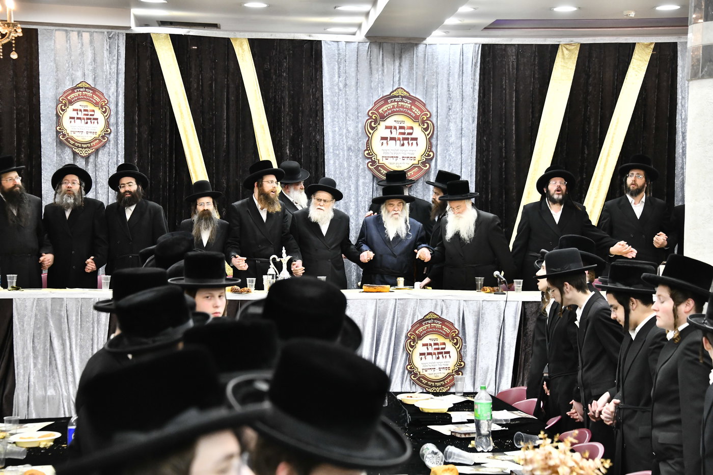 מעמד כבוד התורה בקרעטשניף י-ם