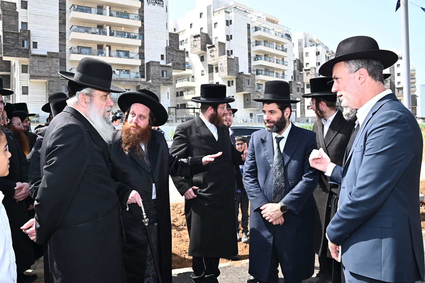 ברכת האילנות במתחם הסופרים בב"ב