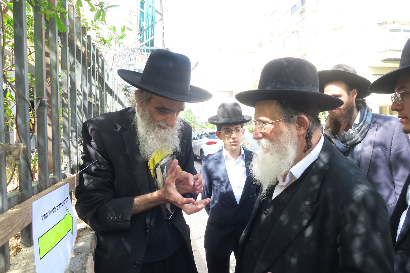 הגאון רבי שריאל רוזנברג בברכת האילנות