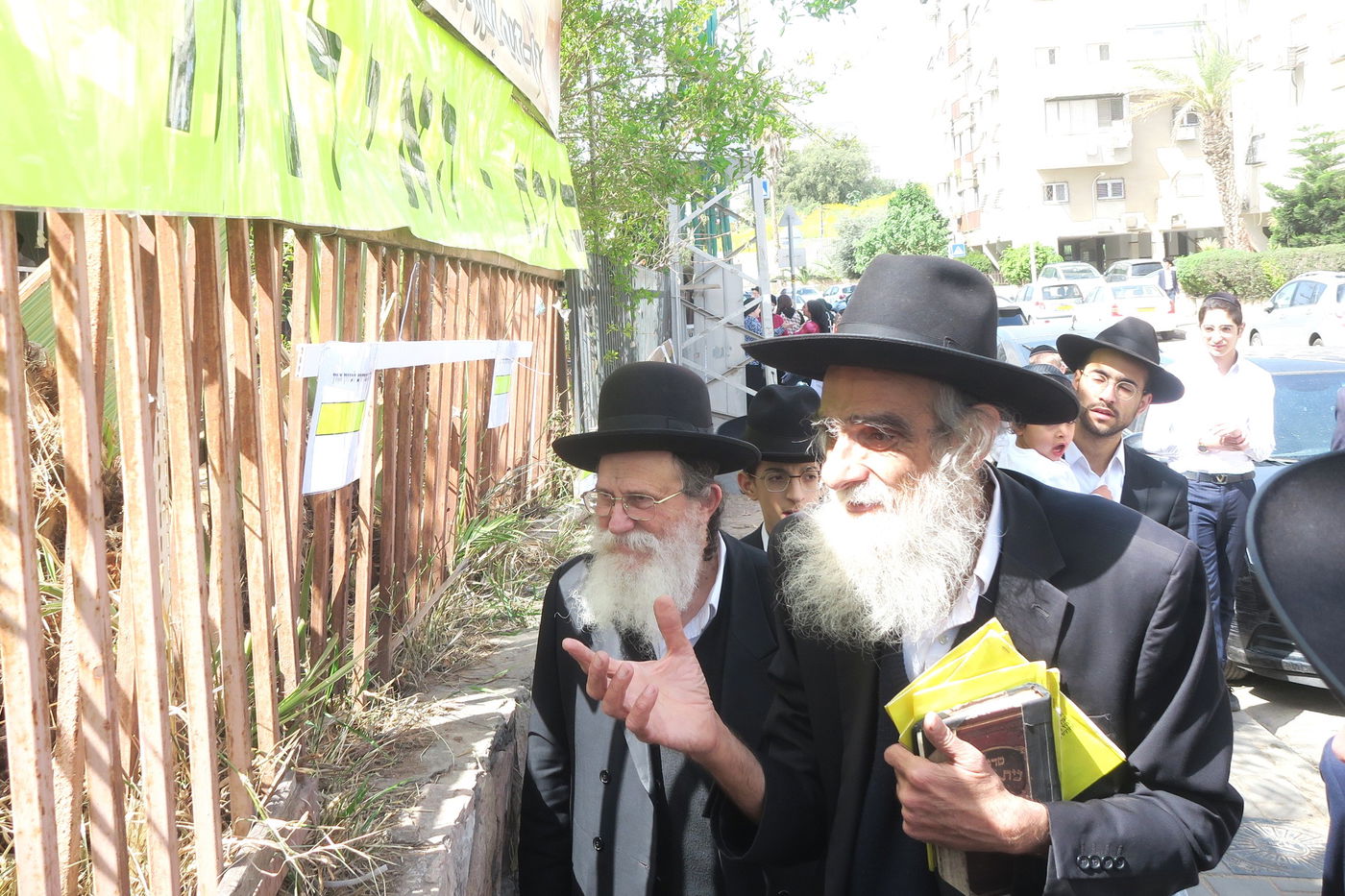 הגאון רבי שריאל רוזנברג בברכת האילנות