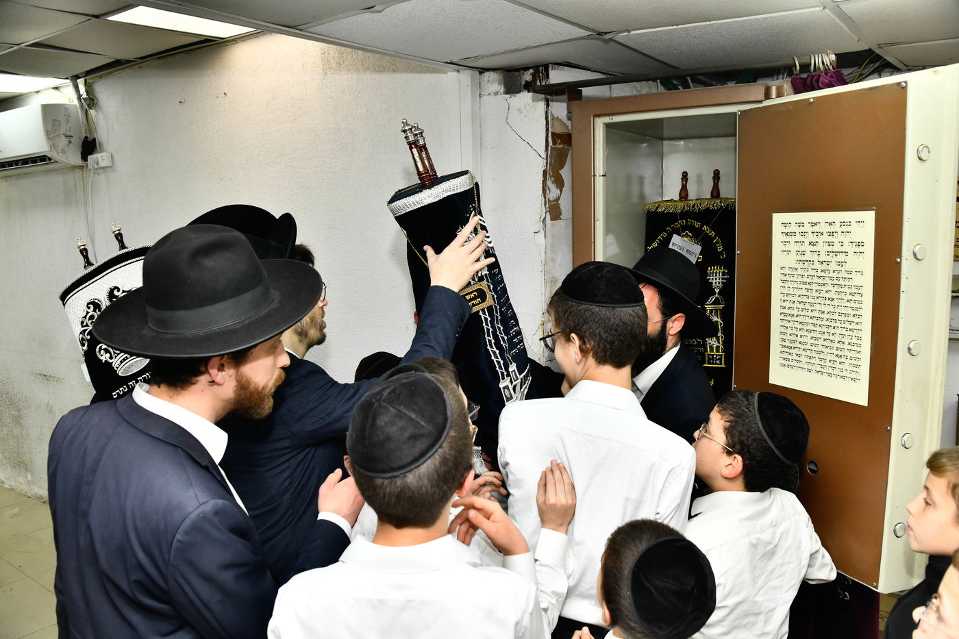  חנוכת הבית לביהמ"ד קהילת מנין אברכים בפרדס כץ