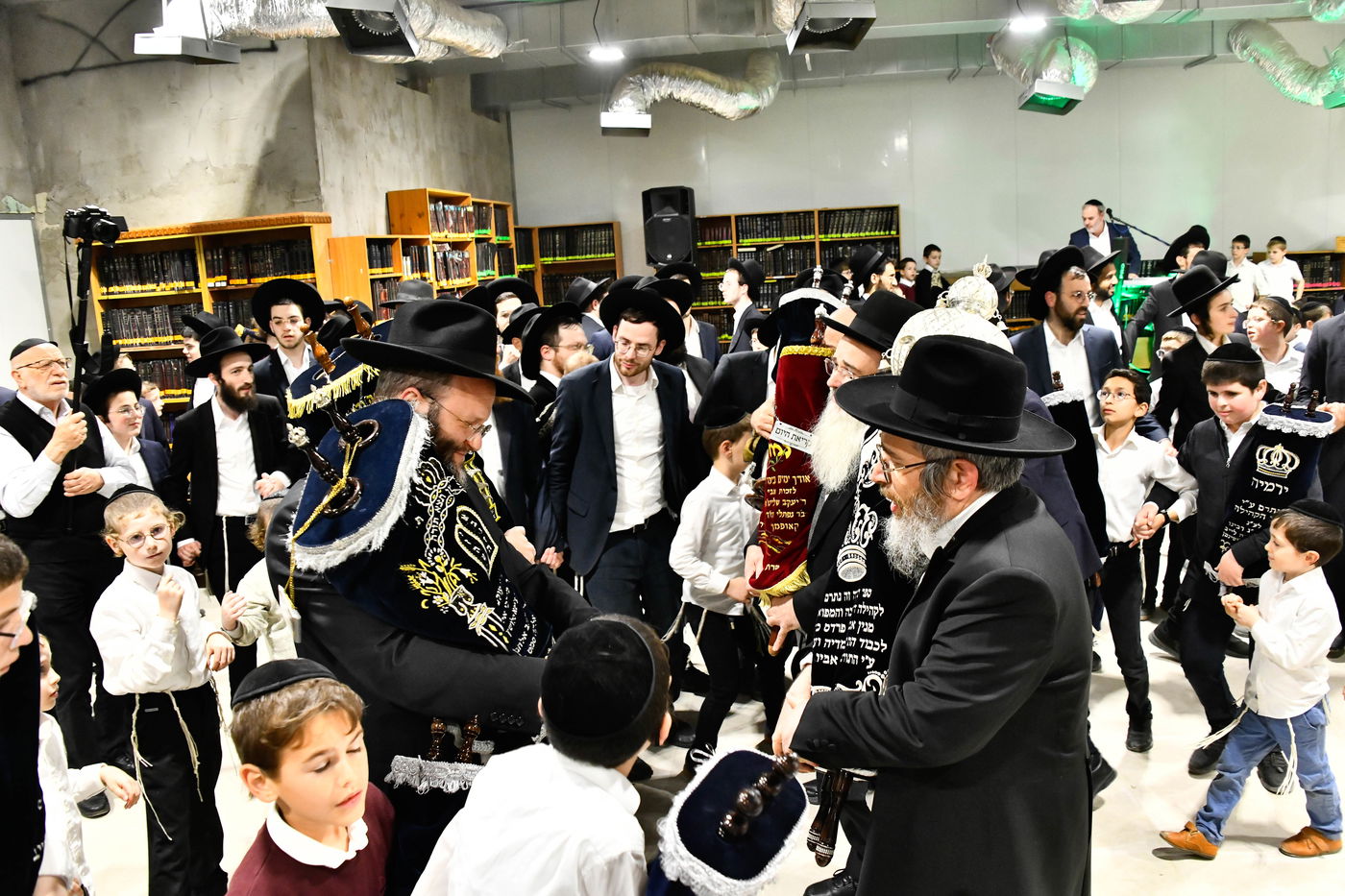  חנוכת הבית לביהמ"ד קהילת מנין אברכים בפרדס כץ