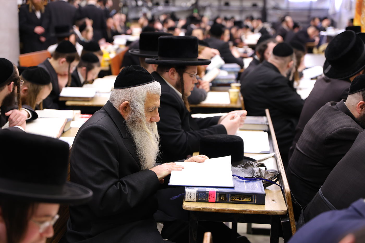 סדר לימוד של עשר שעות ברציפות בנדבורנה ירושלים