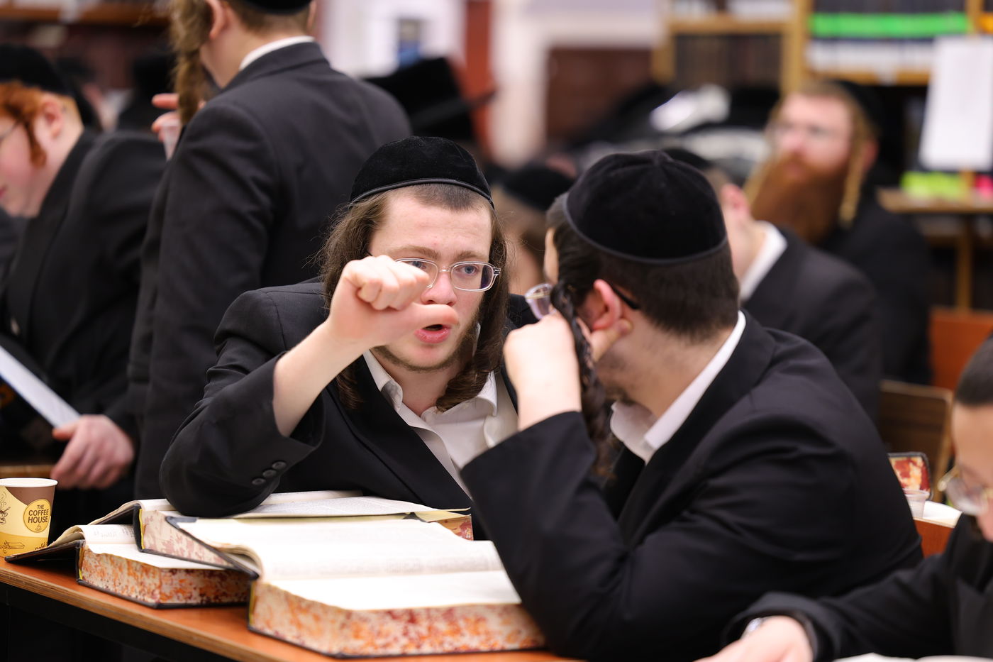 סדר לימוד של עשר שעות ברציפות בנדבורנה ירושלים