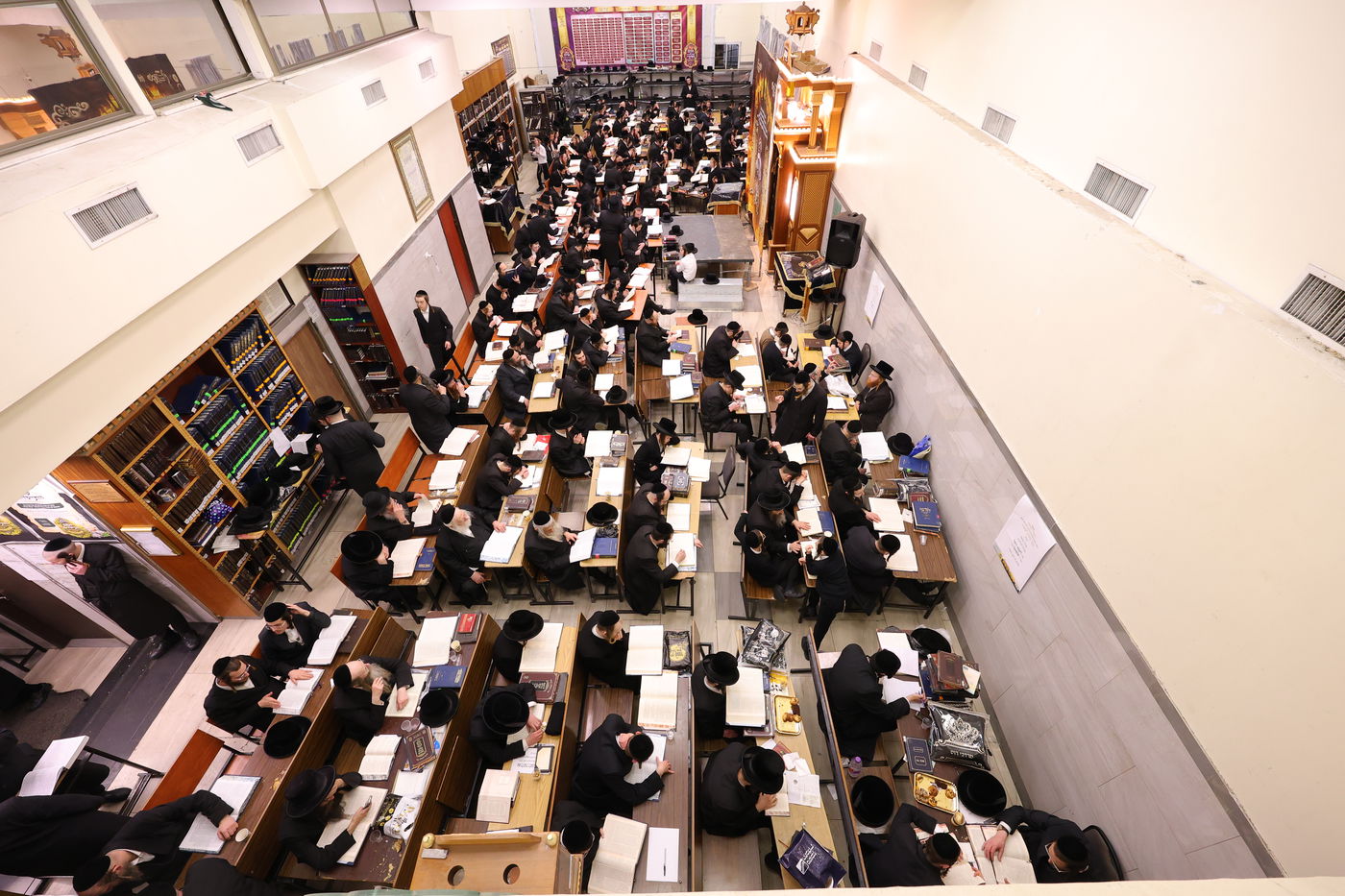 סדר לימוד של עשר שעות ברציפות בנדבורנה ירושלים