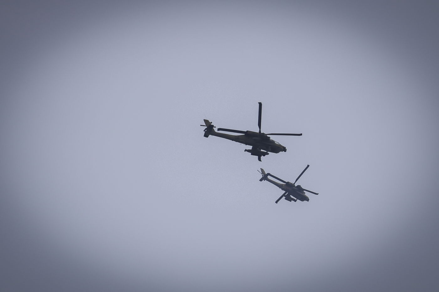 יום של מלחמה בצפון הארץ: מסוקים צבאיים טסים סמוך לגבול ישראל עם לבנון