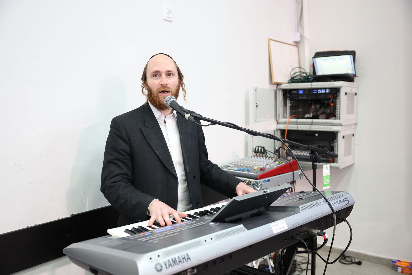 מעמד כבוד התורה בתלמוד תורה קארלין סטולין