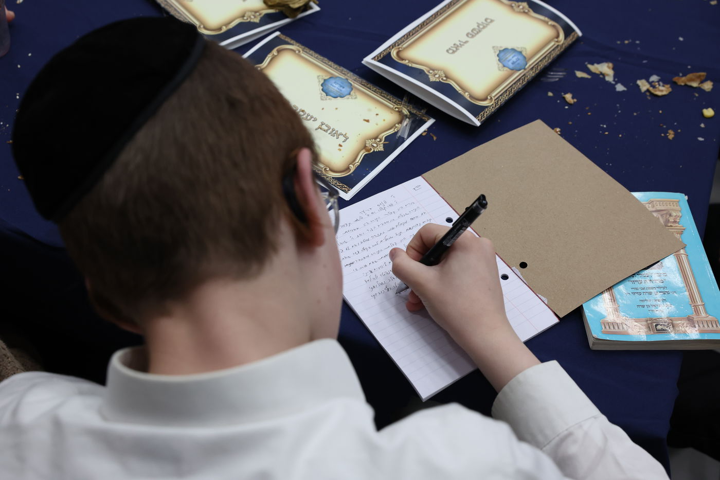 מעמד כבוד התורה בתלמוד תורה קארלין סטולין