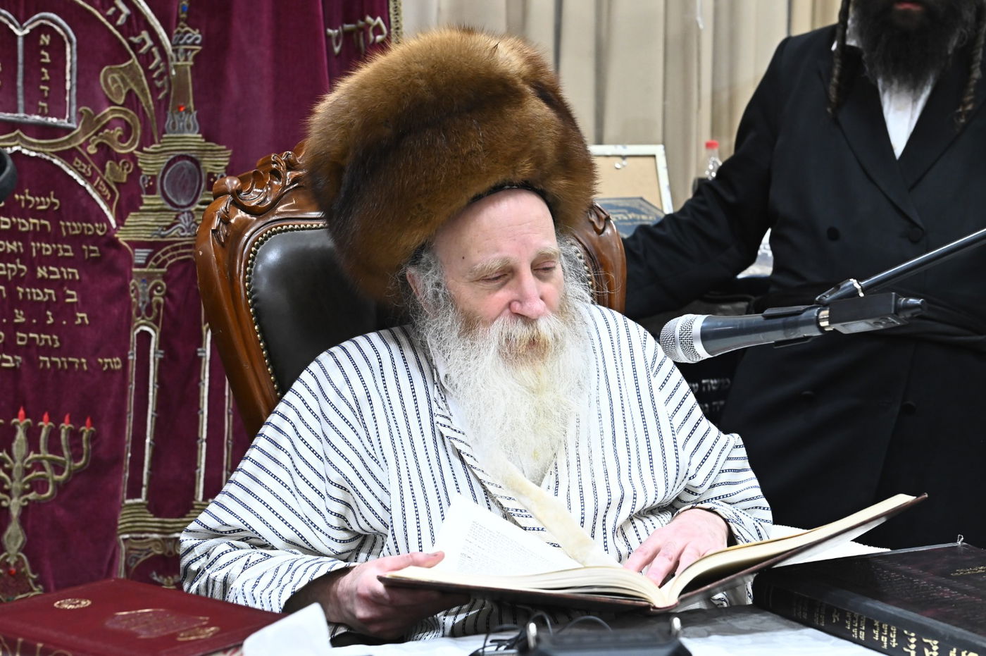 הגרי"מ מורגנשטרן בשיעור בישיבת תורת הנסתר