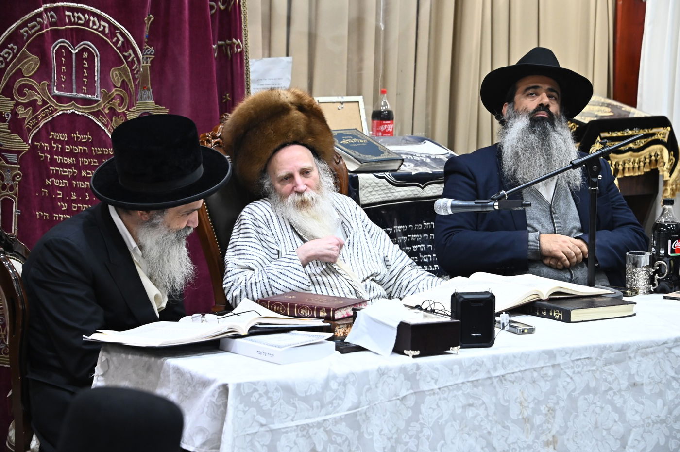 הגרי"מ מורגנשטרן בשיעור בישיבת תורת הנסתר