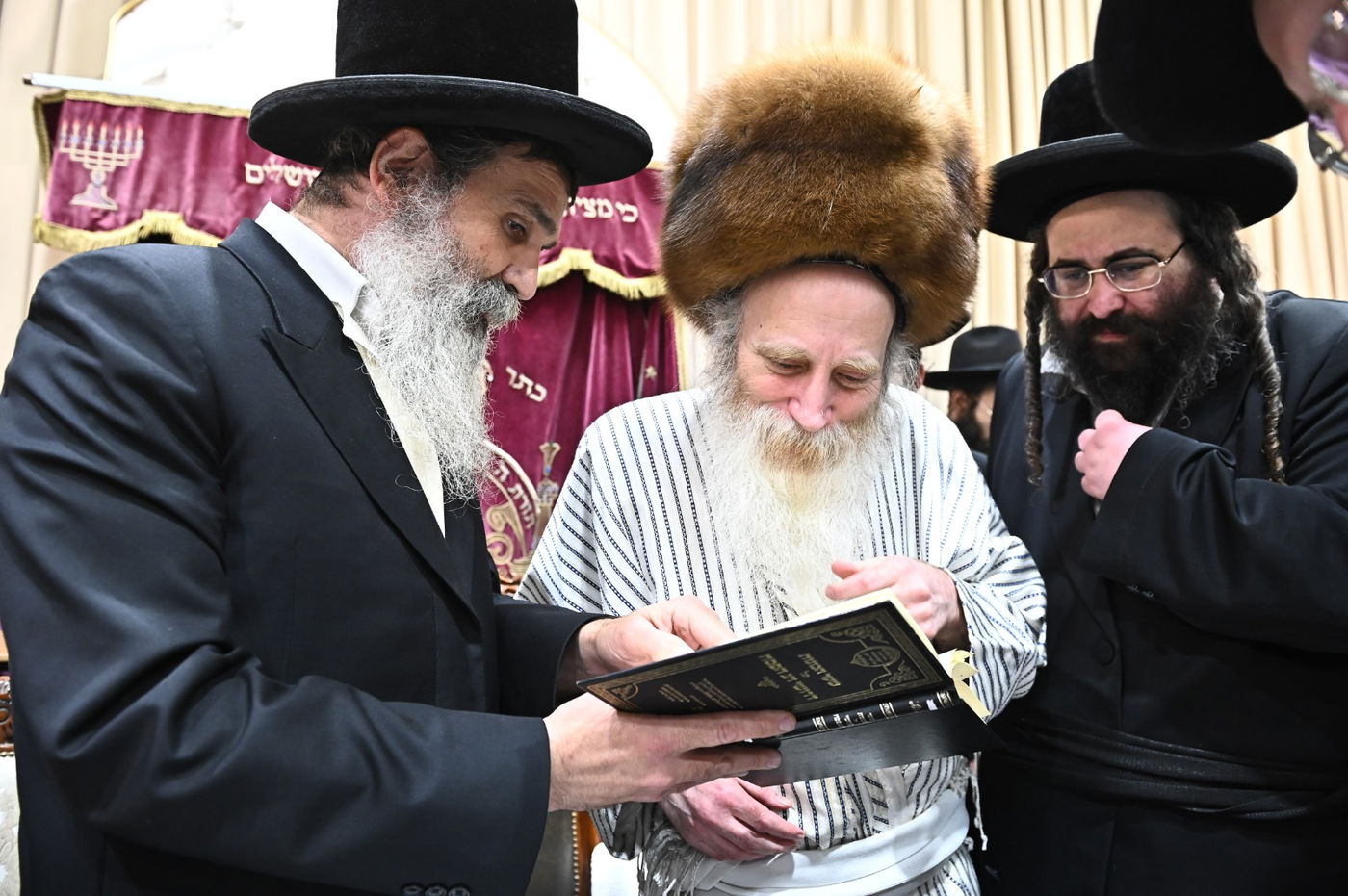 הגרי"מ מורגנשטרן בשיעור בישיבת תורת הנסתר