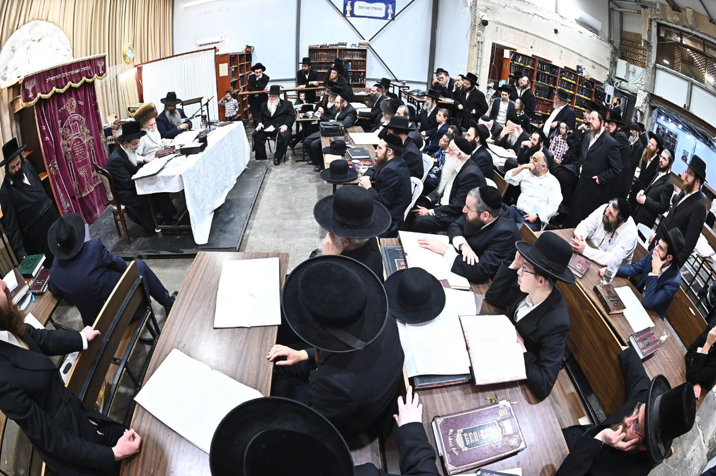 הגרי"מ מורגנשטרן בשיעור בישיבת תורת הנסתר