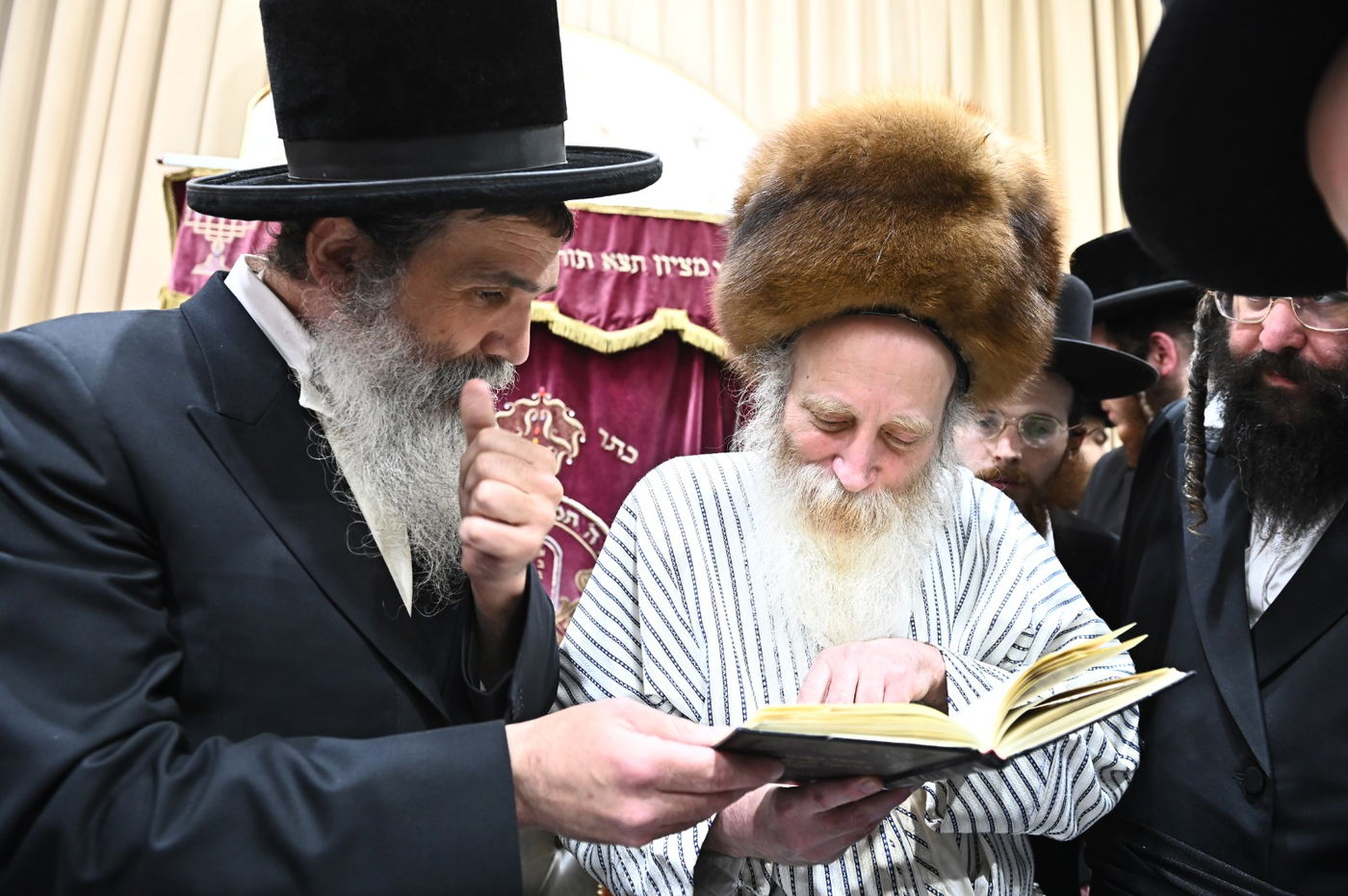 הגרי"מ מורגנשטרן בשיעור בישיבת תורת הנסתר