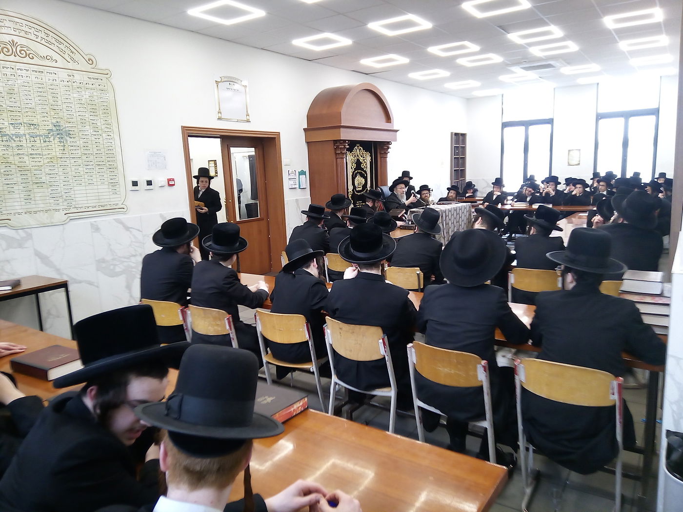  דומ"ץ סאטמר, הגה"צ רבי געציל בערקוביץ בביקור בישיבת סאטמר