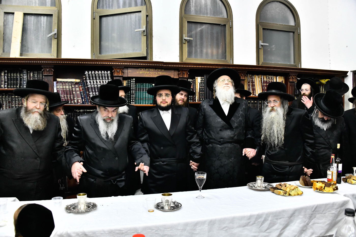 שמחת האירוסין בבית לעלוב - מודז'יץ - אופלע 