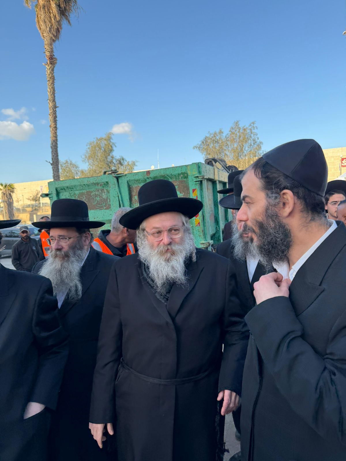 הרה"צ רבי נחמיה אלתר בביקור בערד