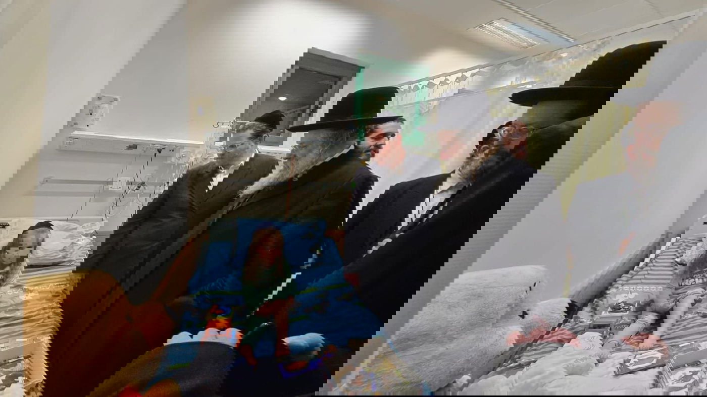 הרה"צ רבי נחמיה אלתר בביקור בסורוקה