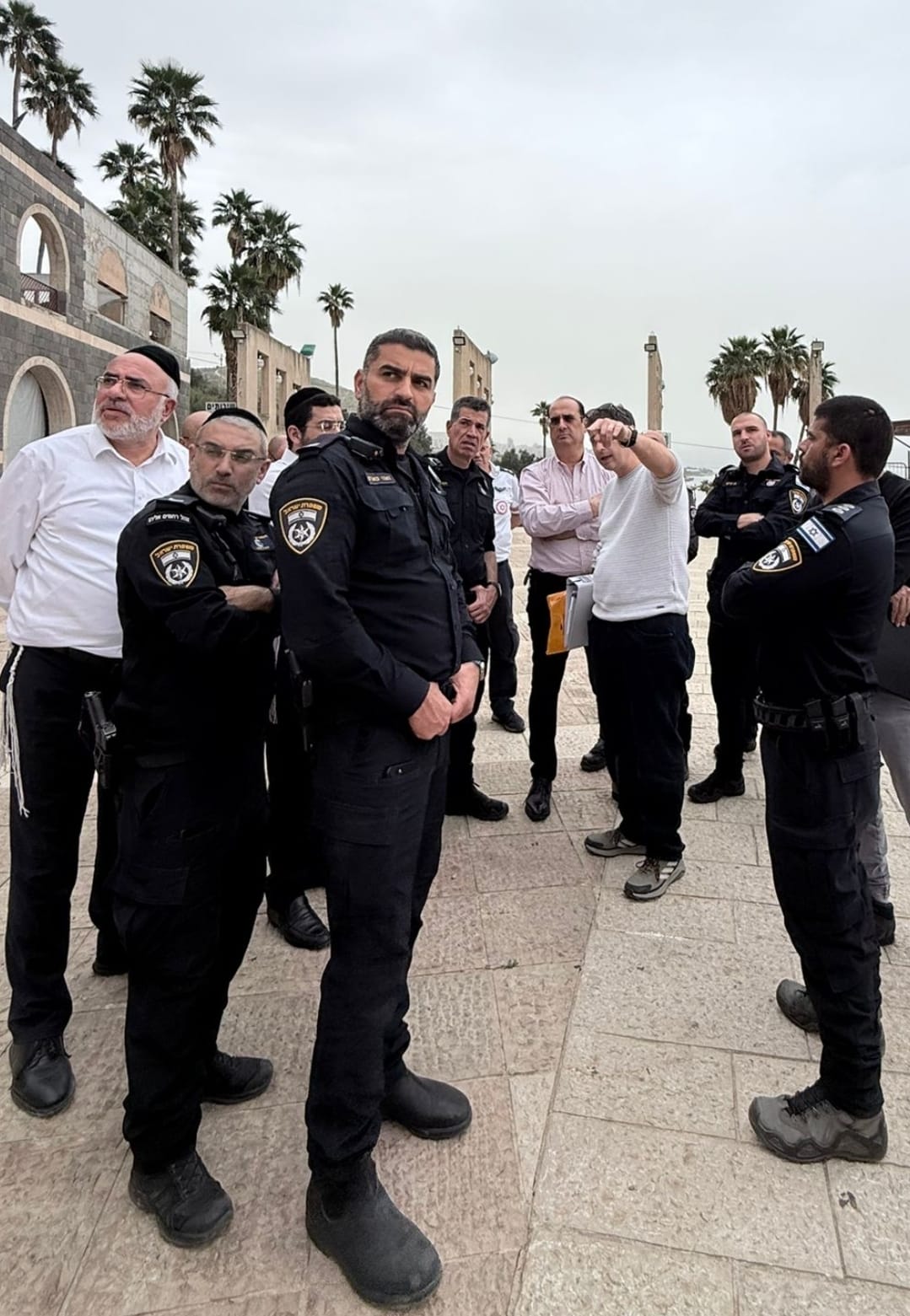 היערכות לקראת הילולת רבי מאיר בעל הנס בטבריה