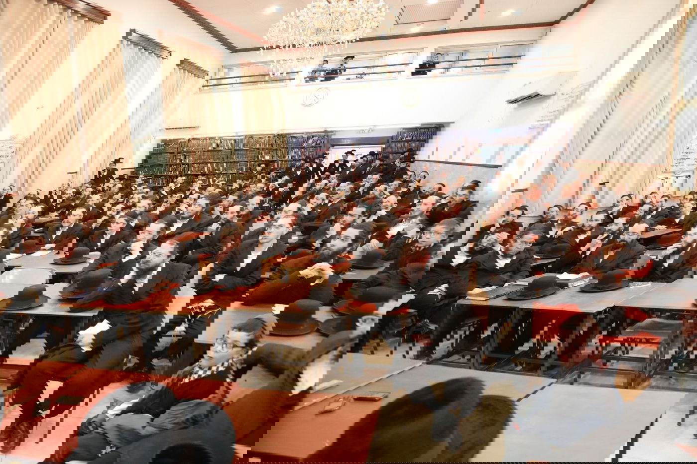 הרה"צ רבי ישראל מנחם אלתר בביקור בדימונה