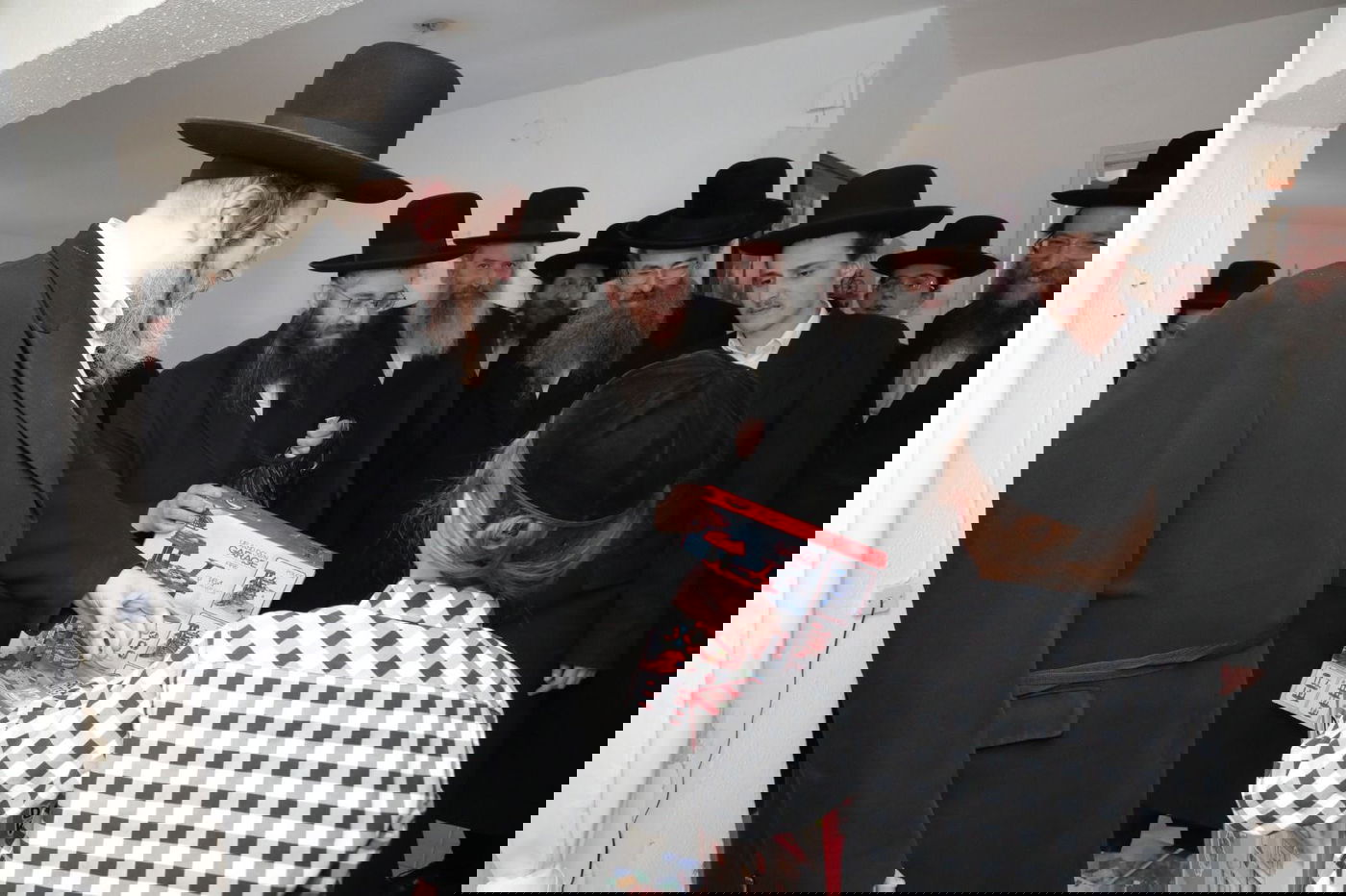 הרה"צ רבי ישראל מנחם אלתר בביקור בדימונה