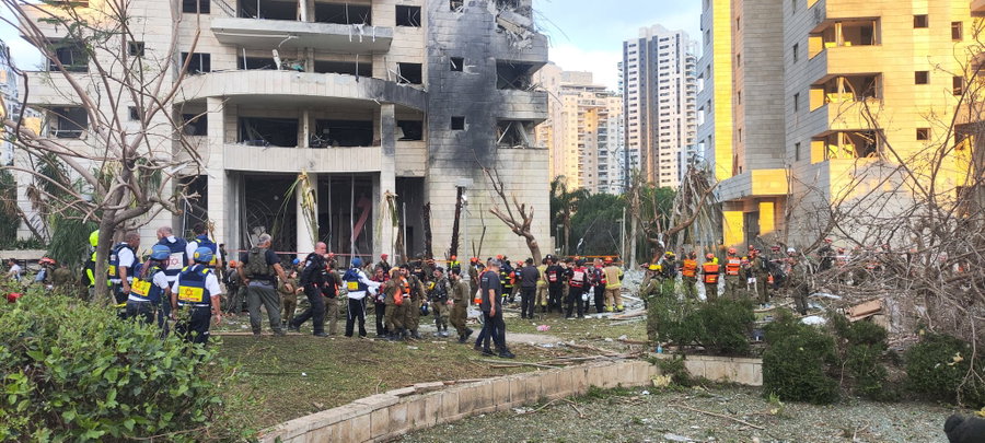 זירת פגיעה ישירה במבצע עם כלביא