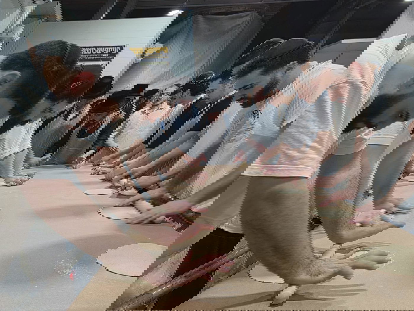 קהילת חיי נפש באפיית מצות