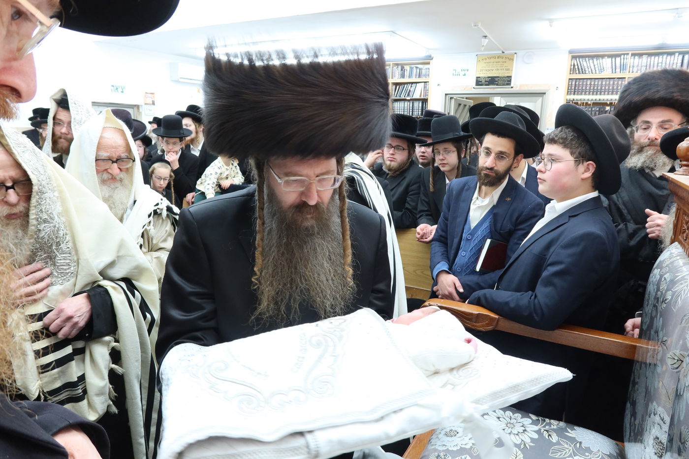 שמחת הברית לנכד האדמו"רים מטשארנאביל ומשכנות הרועים