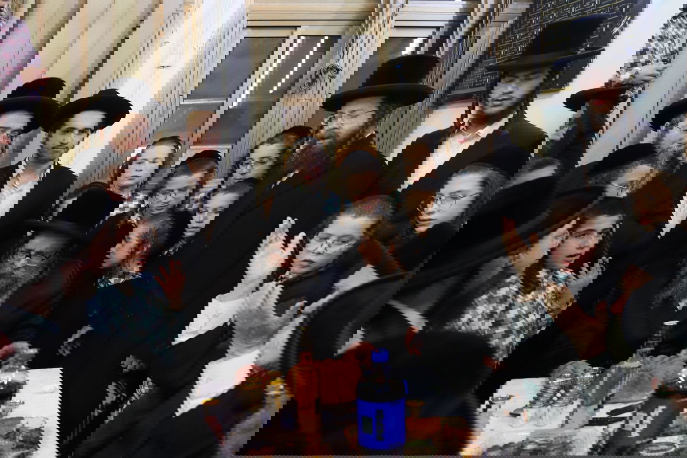 האדמו"ר מסקולען ירושלים בביקור אצל הרה"ח ר' אהרן קליינמן