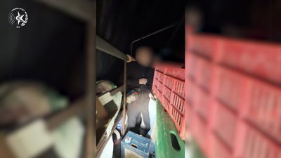 27 שב"חים הוחבאו בעגלת טרקטור ונתפסו | צפו בתיעוד