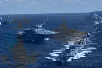 כוח המשימה היפני נערך למבצע הנועז ביותר שלו בעשורים האחרונים בהורמוז