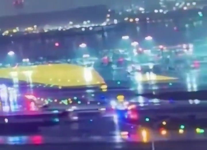 האזינו | דקה אחר דקה: כך התרחשה ההתנגשות בין המטוס למשאית הכיבוי בניו יורק