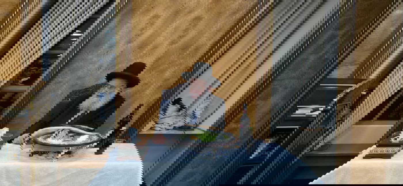 הגאון רבי ראובן אלבז בשיעור לקראת פסח