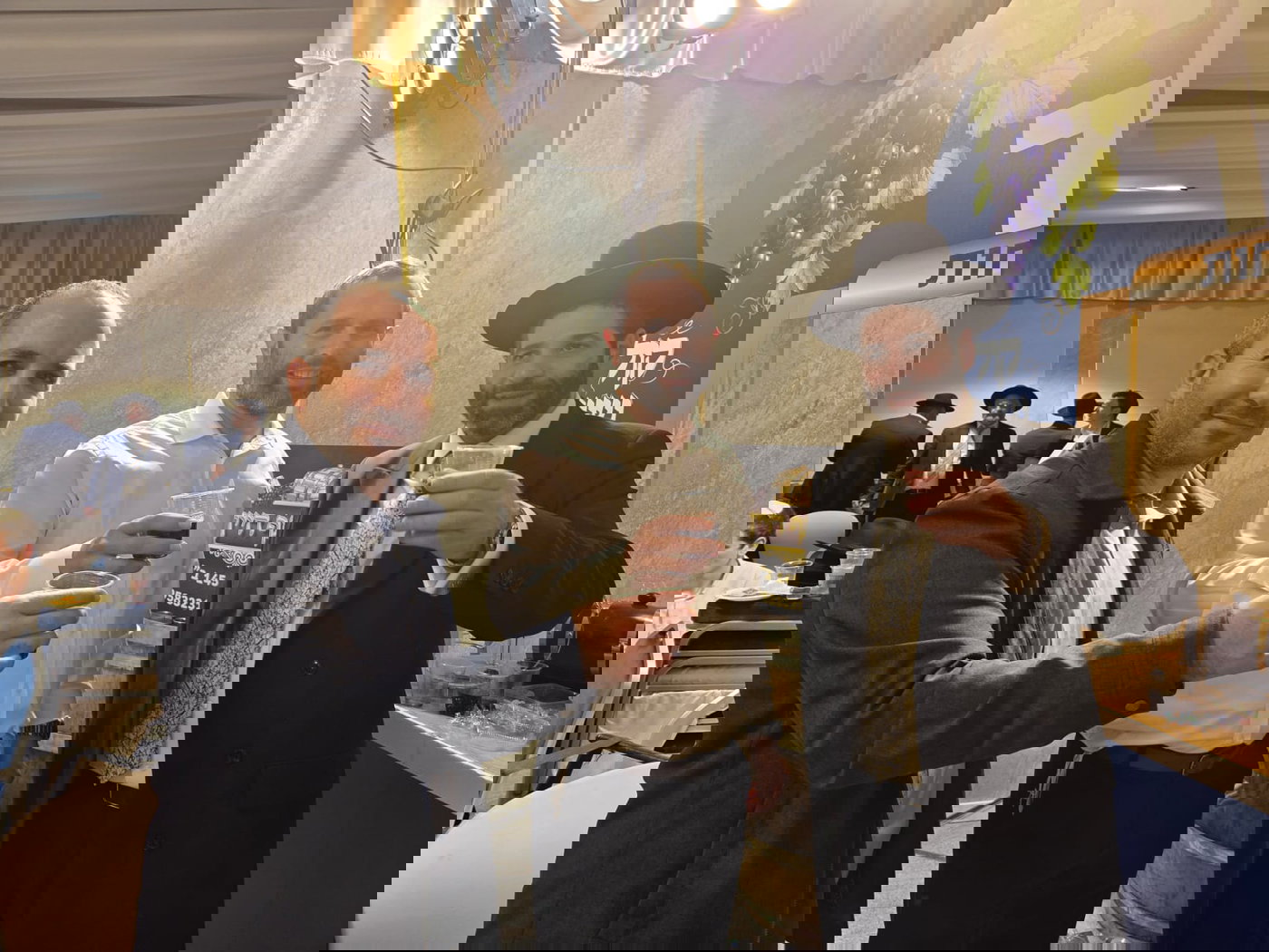 שמחת נישואי בתו של מנחם שפירא