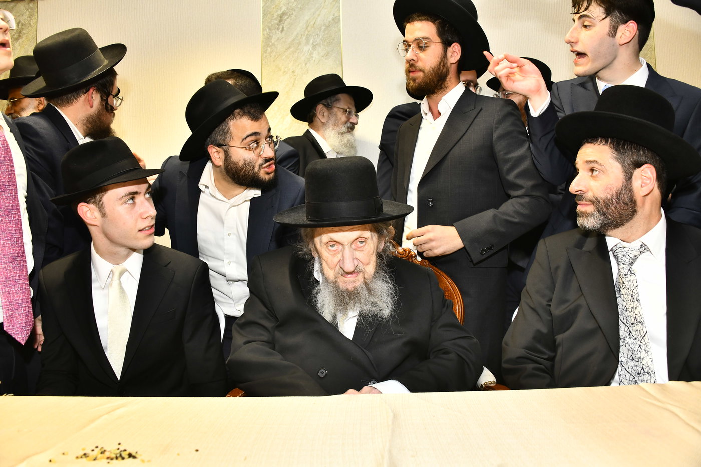 שמחת נישואי בתו של מנחם שפירא