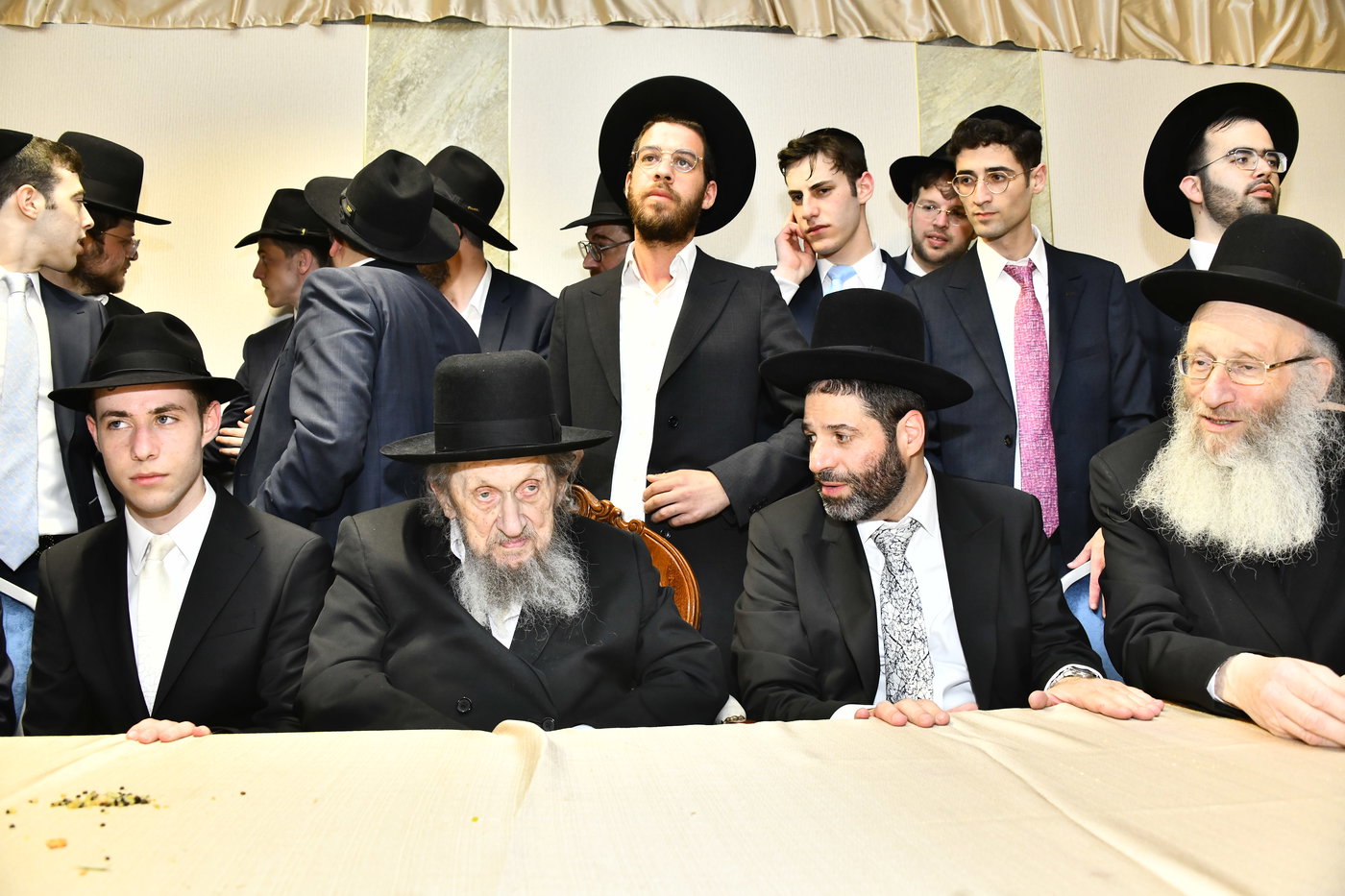 שמחת נישואי בתו של מנחם שפירא