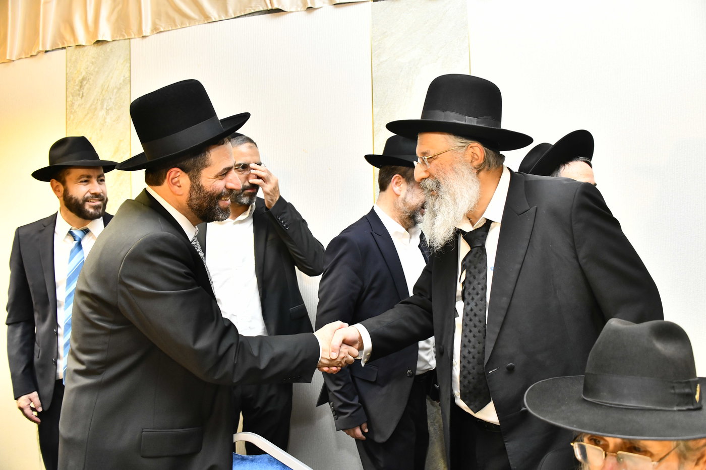 שמחת נישואי בתו של מנחם שפירא