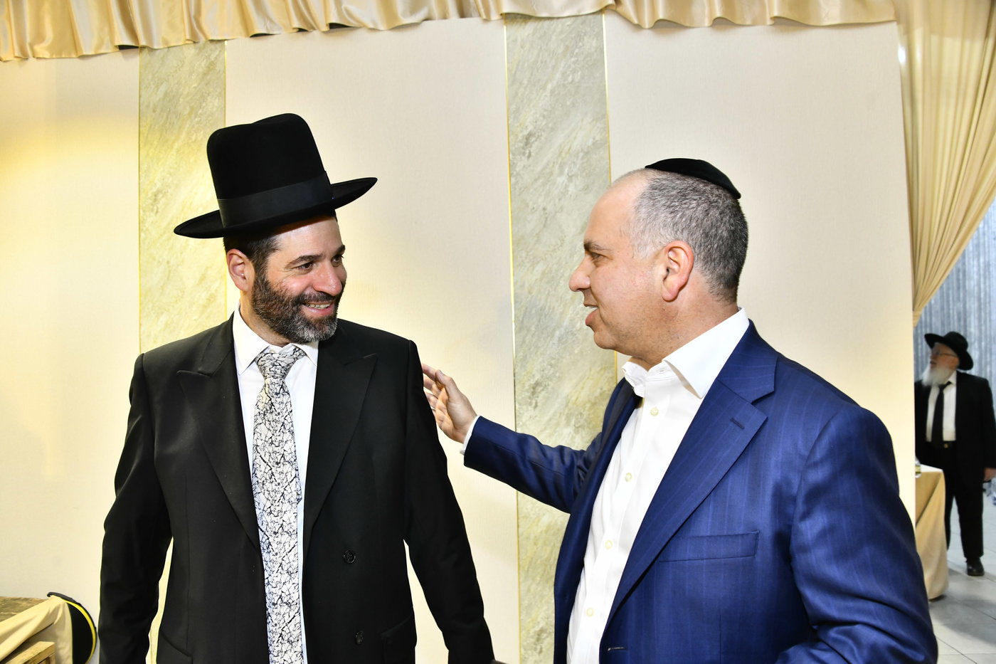 שמחת נישואי בתו של מנחם שפירא