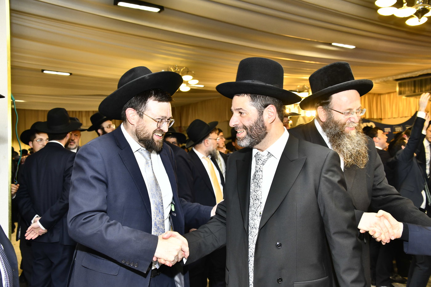 שמחת נישואי בתו של מנחם שפירא