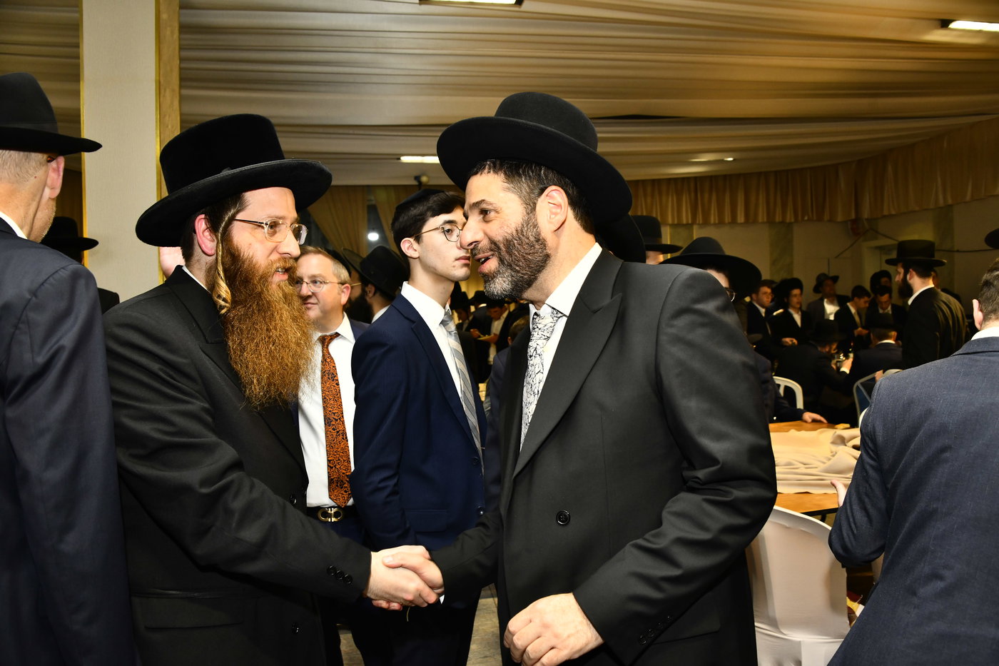 שמחת נישואי בתו של מנחם שפירא